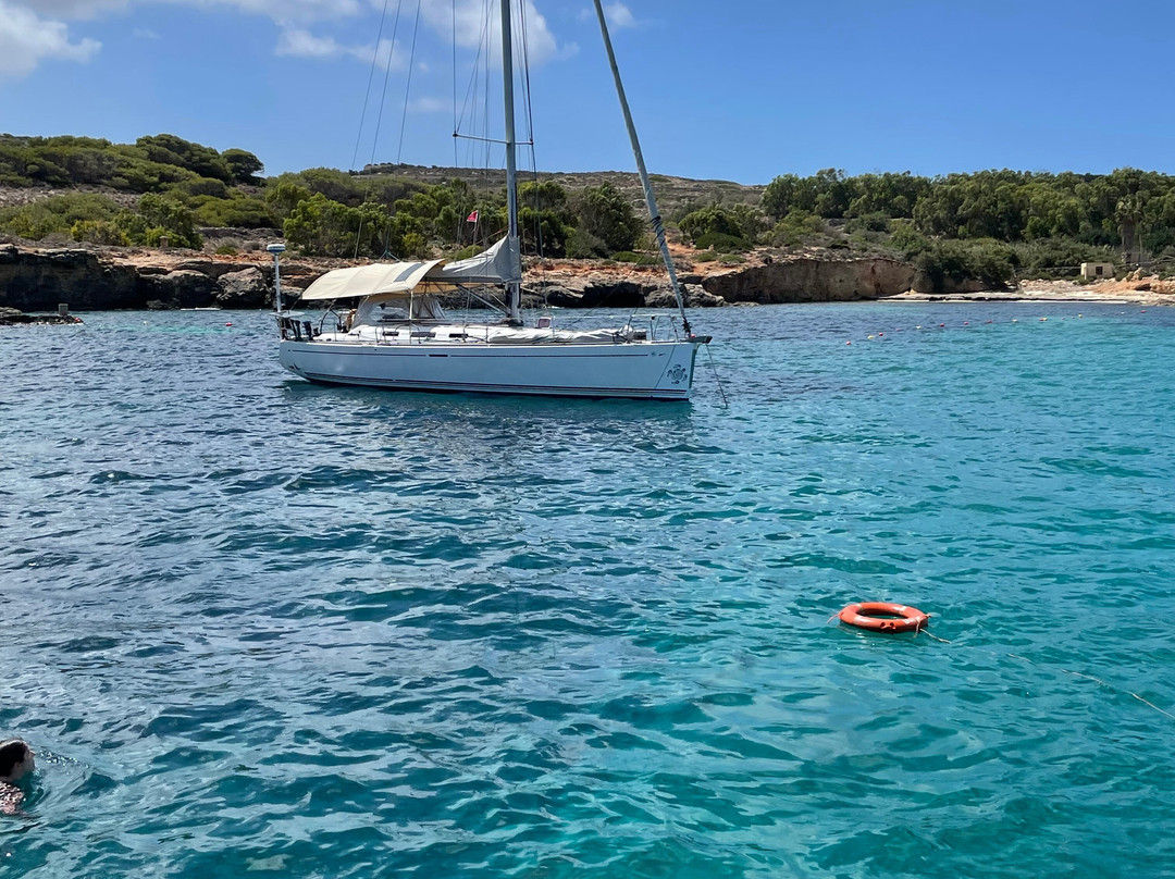 Escape to St Julians主图