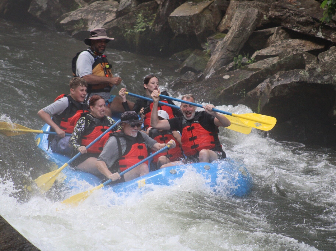 Carolina Outfitters-Topton必去景点