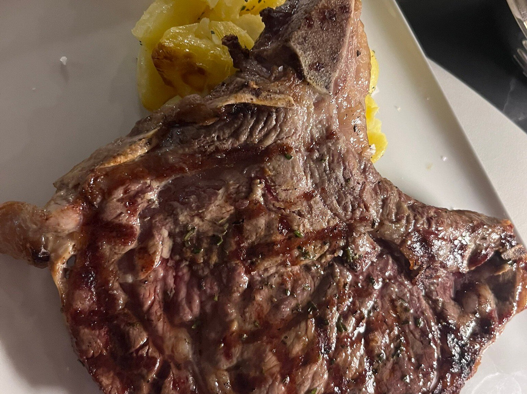 Volare Bar & Restaurant by "UNA Cucina"