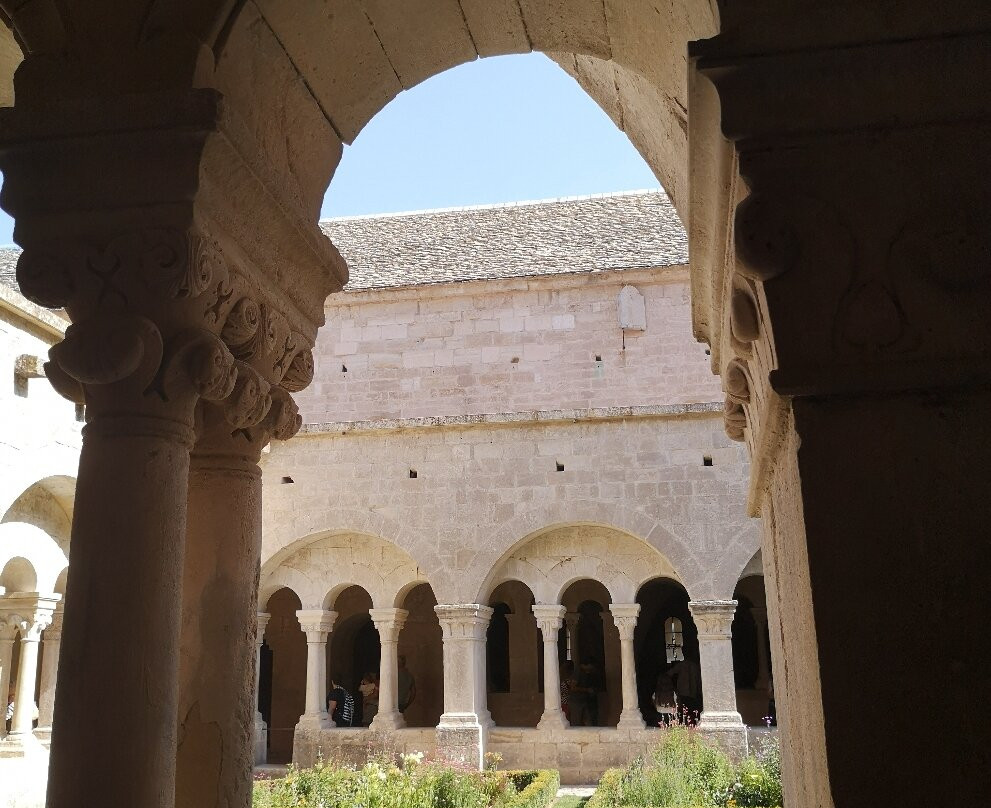 MATHILDE CASSOLI - Tour Leader-博洛尼亚必去景点