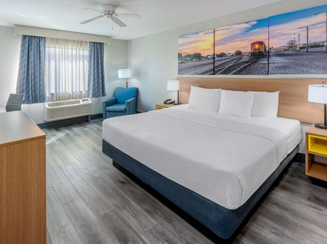 Eads酒店住宿-Days Inn by Wyndham Lamar