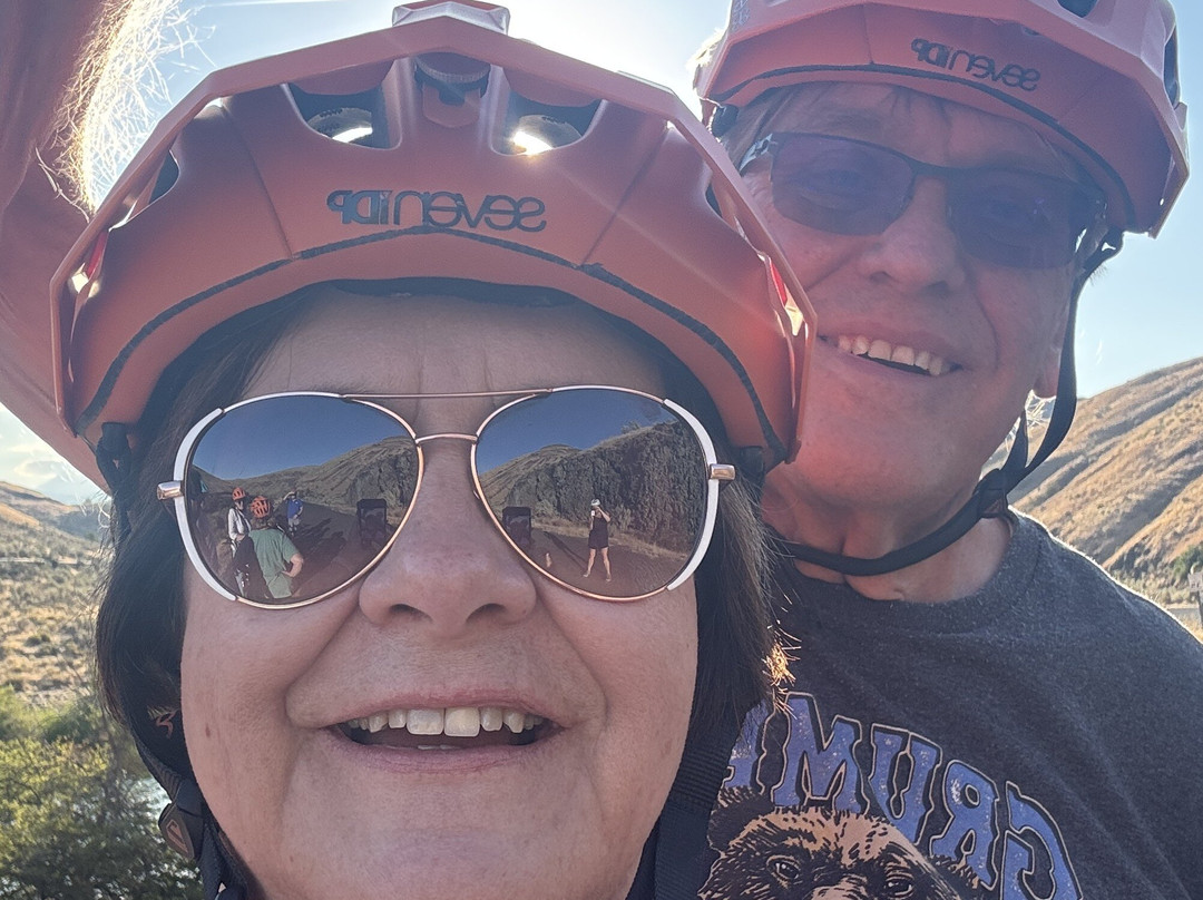 Gear Up Maupin E-bike Rentals-Maupin必去景点