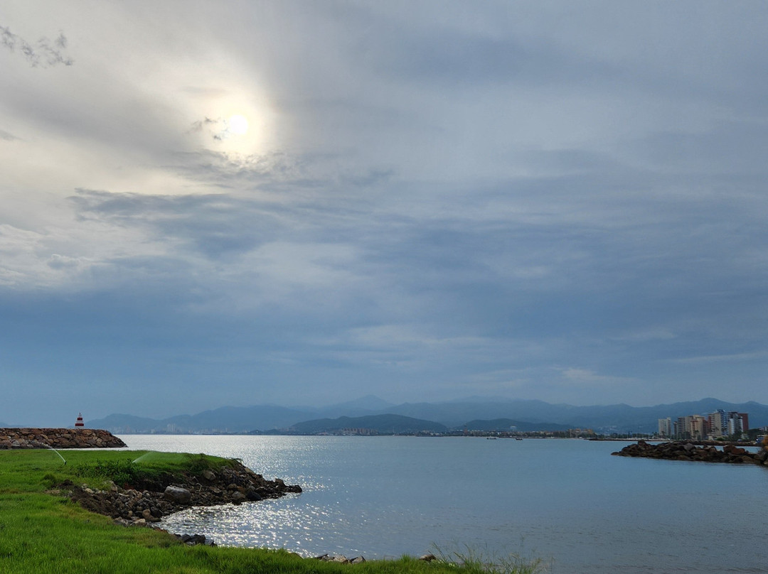 Eurobuilding Hotel & Suites Lecheria主图