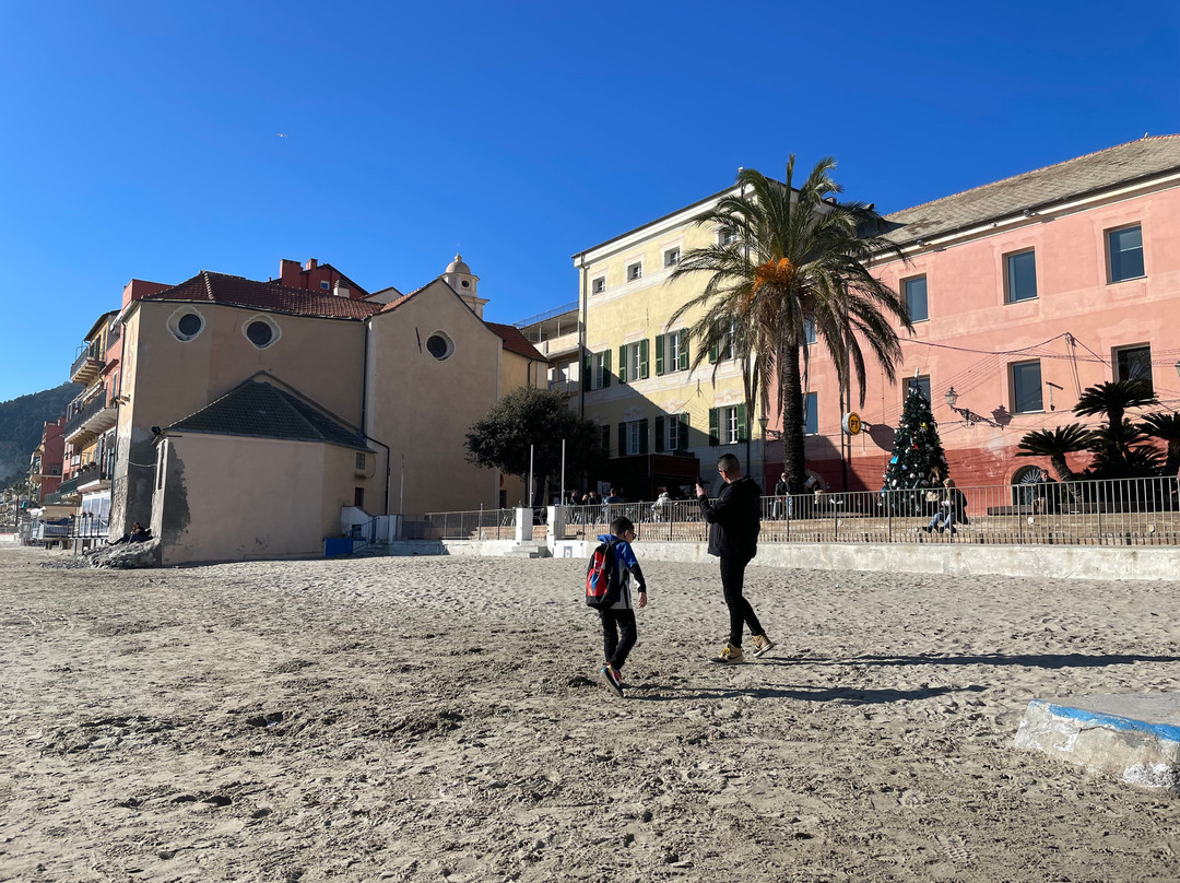 Chiesa di Sant'Anna-阿拉西奥必去景点