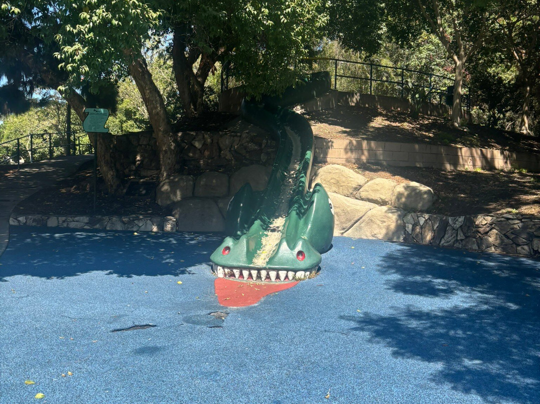 Atlantis Play Center-园林必去景点