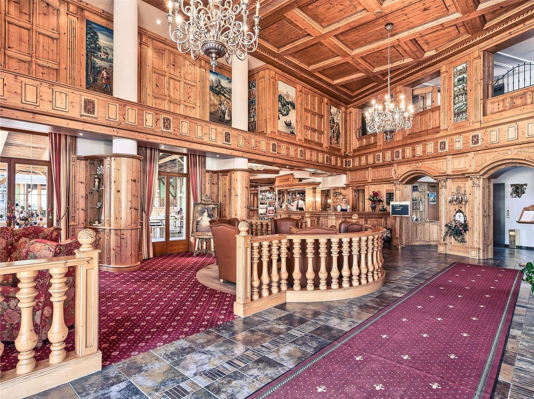 锡吉索拉酒店住宿-锡吉什瓦拉 Binderbubi 美居水疗酒店