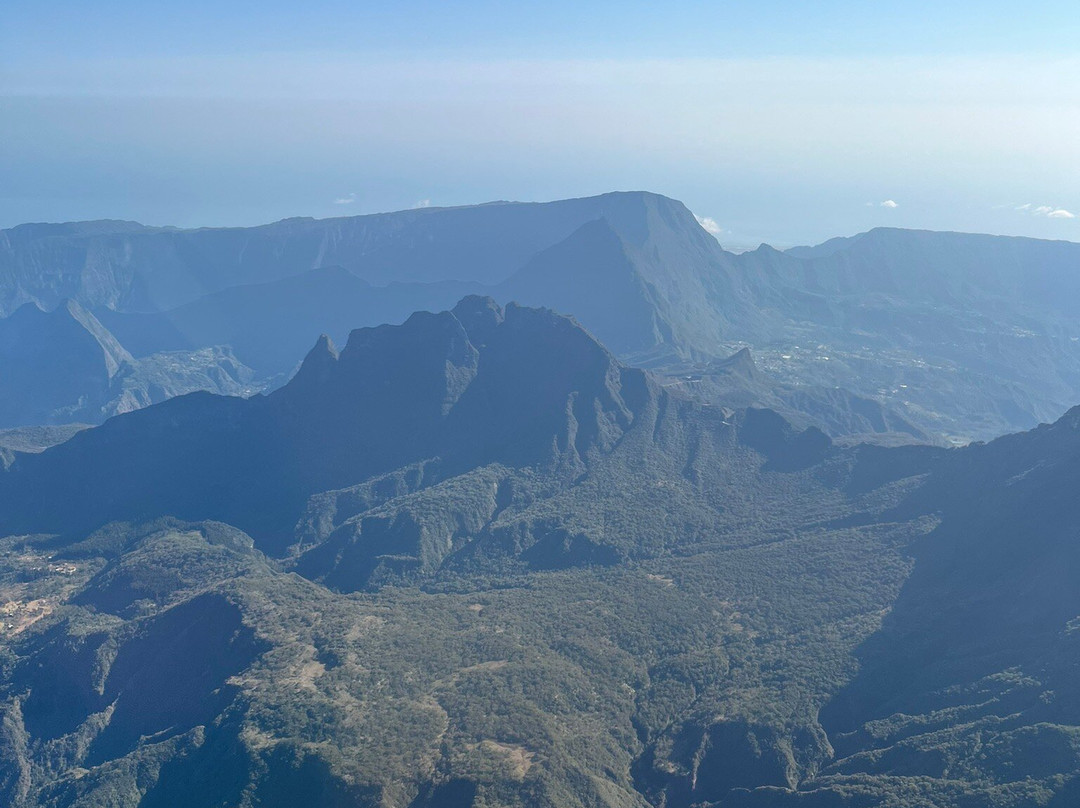 Survol Réunion-留尼旺圣皮耶必去景点