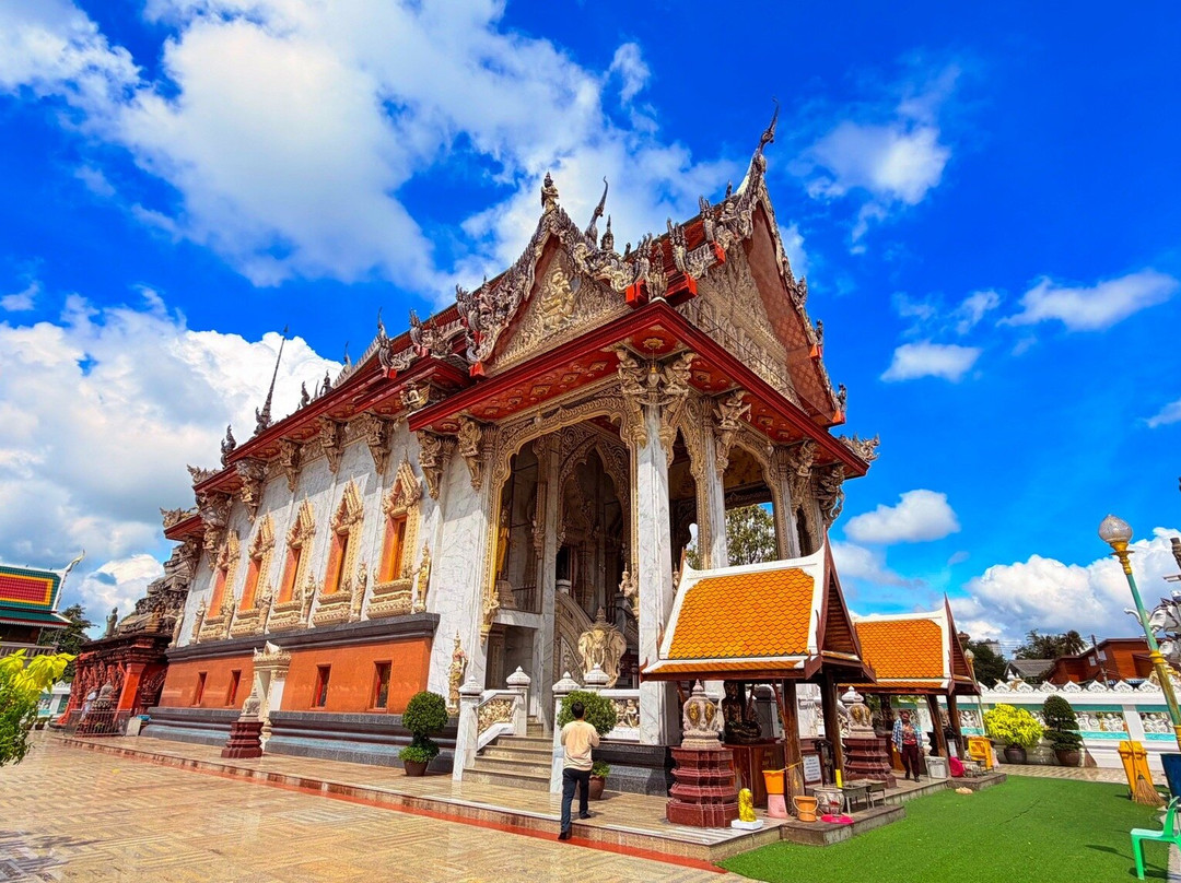 Wat Klang Bang Kaew-那空猜是必去景点