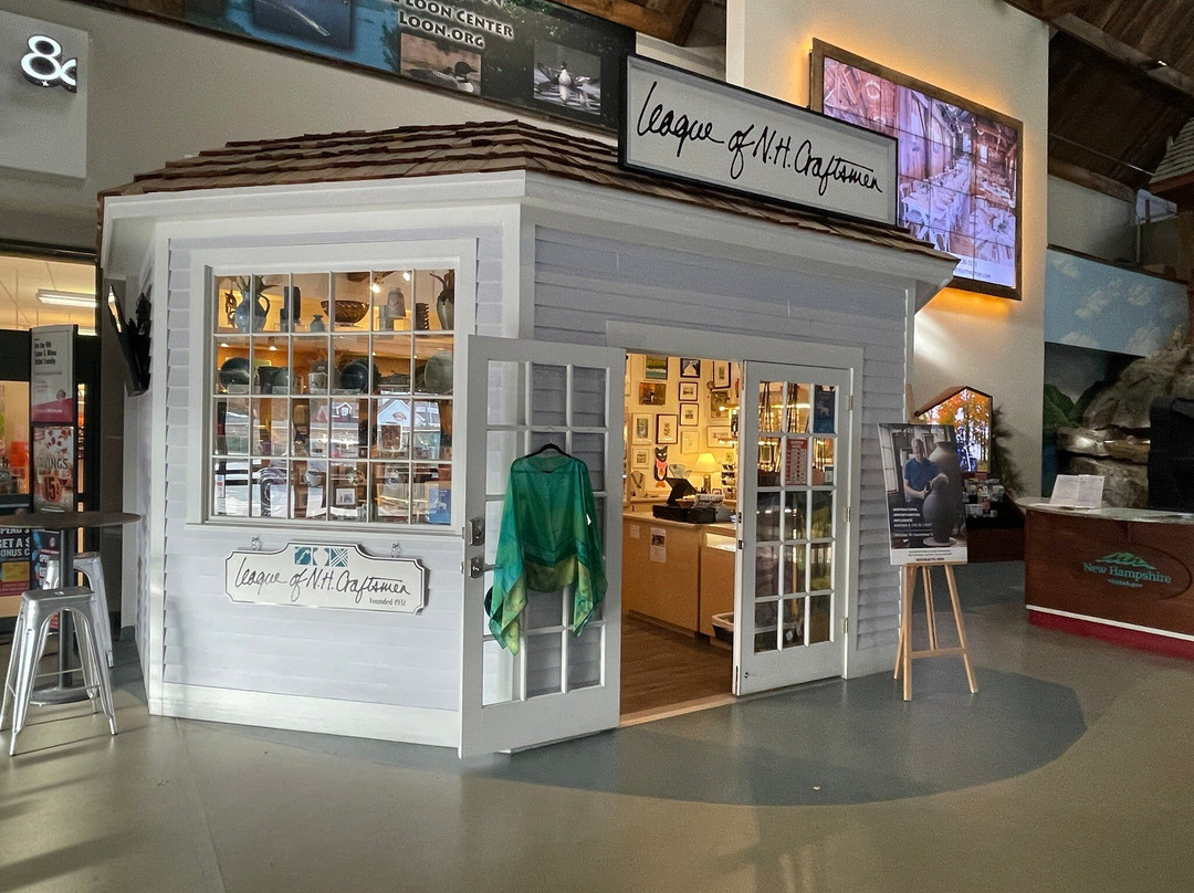 New Hampshire State Liquor Store & Safety Rest Stop-Hooksett必去景点