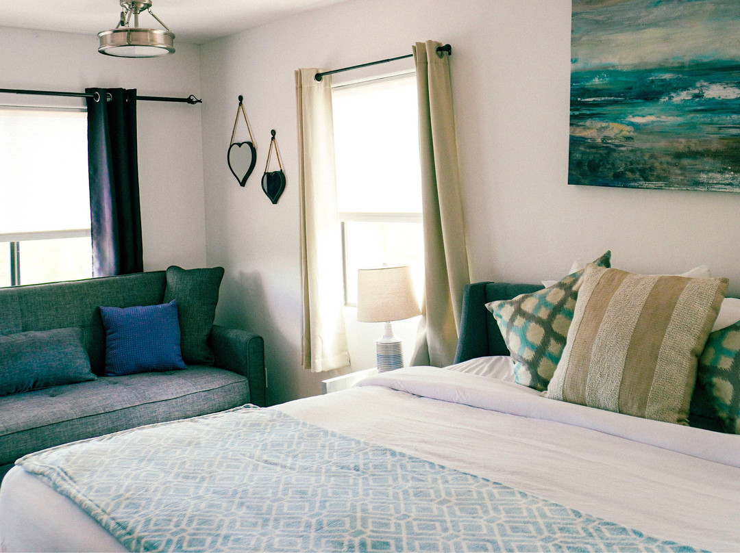 Creekside Lodge and Cabins主图