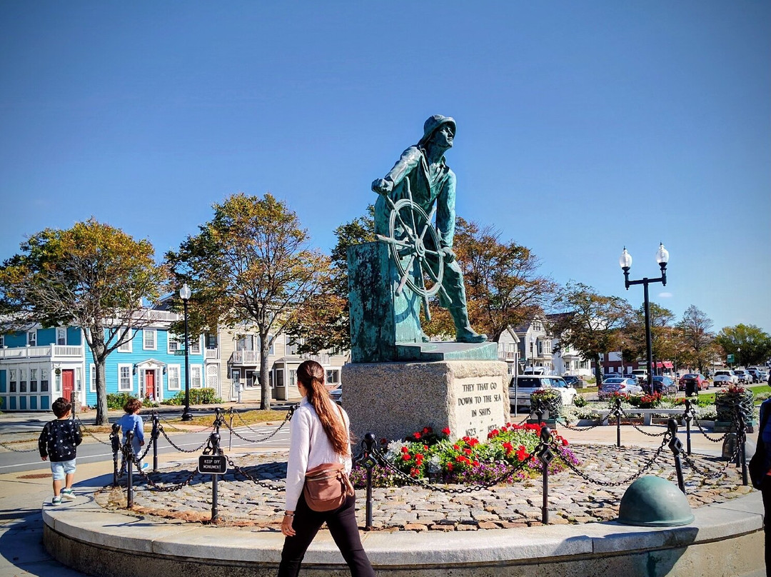 渔人纪念碑-格洛斯特必去景点