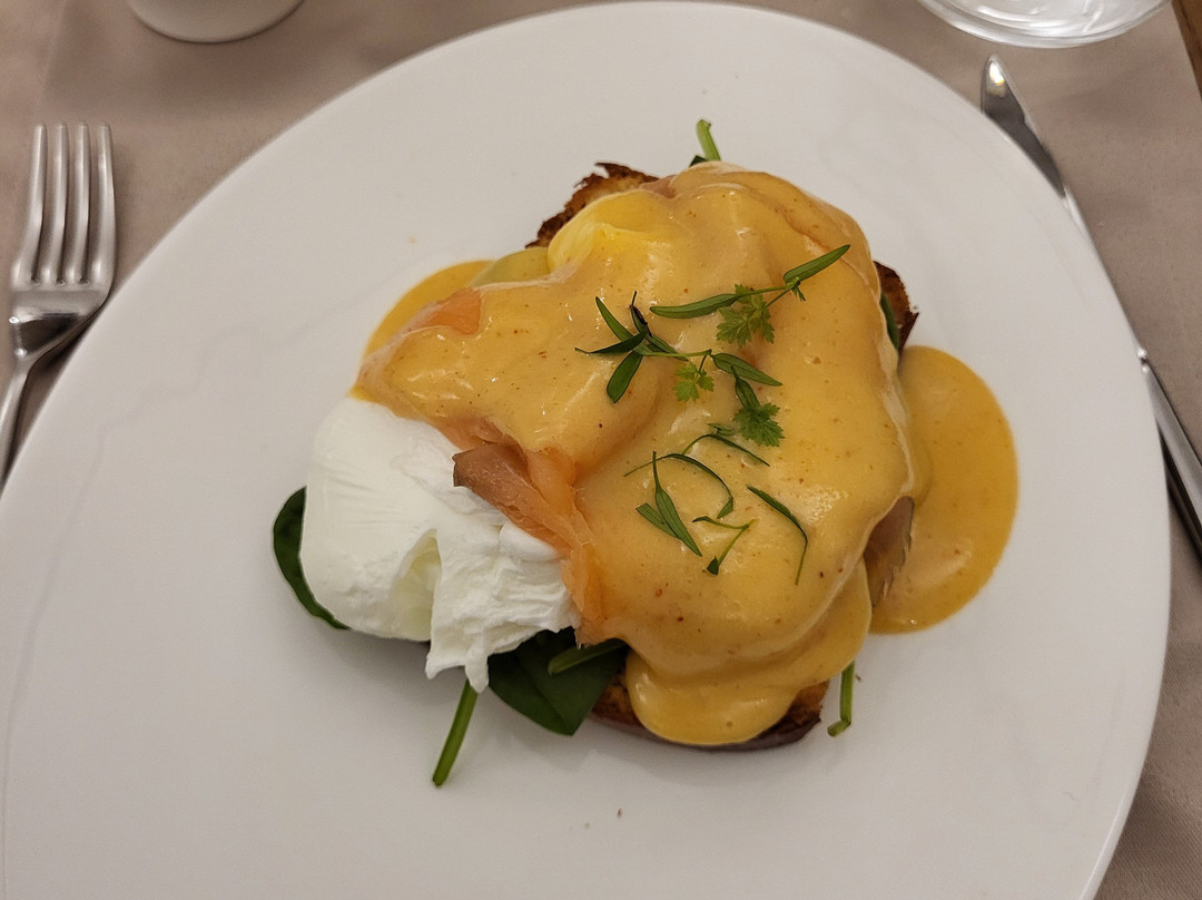 圆顶温泉酒店主图