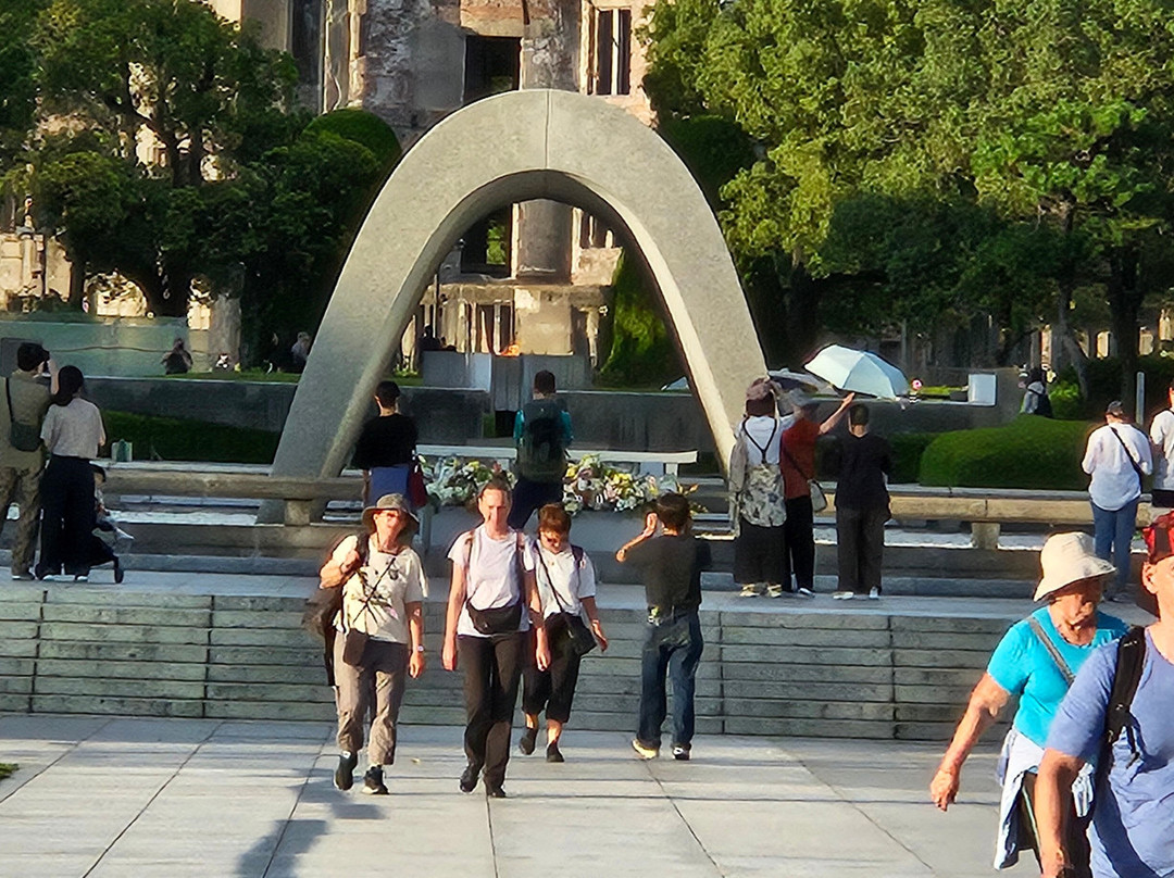 Hiroshima Peace City Monument Cenotaph for the Atomic Bomb Victims-广岛市必去景点