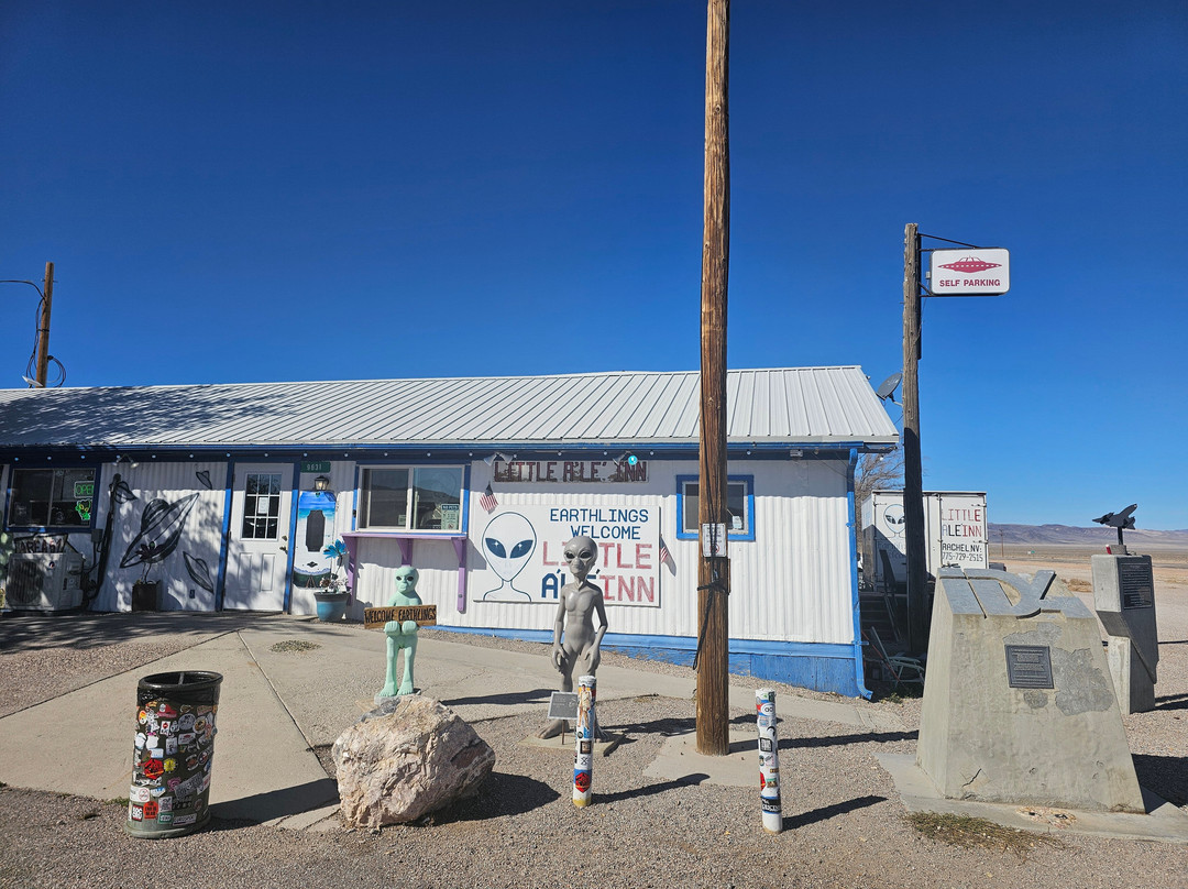 Little A'Le'Inn主图