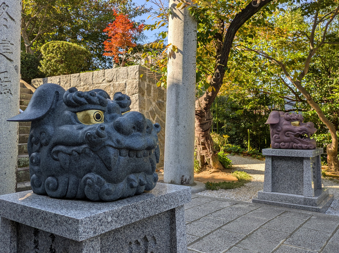 Momiji Hachimangu Shrine-福冈市必去景点