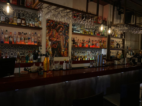 Ale Blues-雅典必去景点