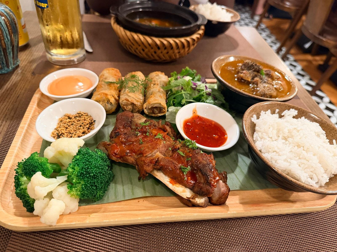 Hanoi Fusion Pub & Restaurant