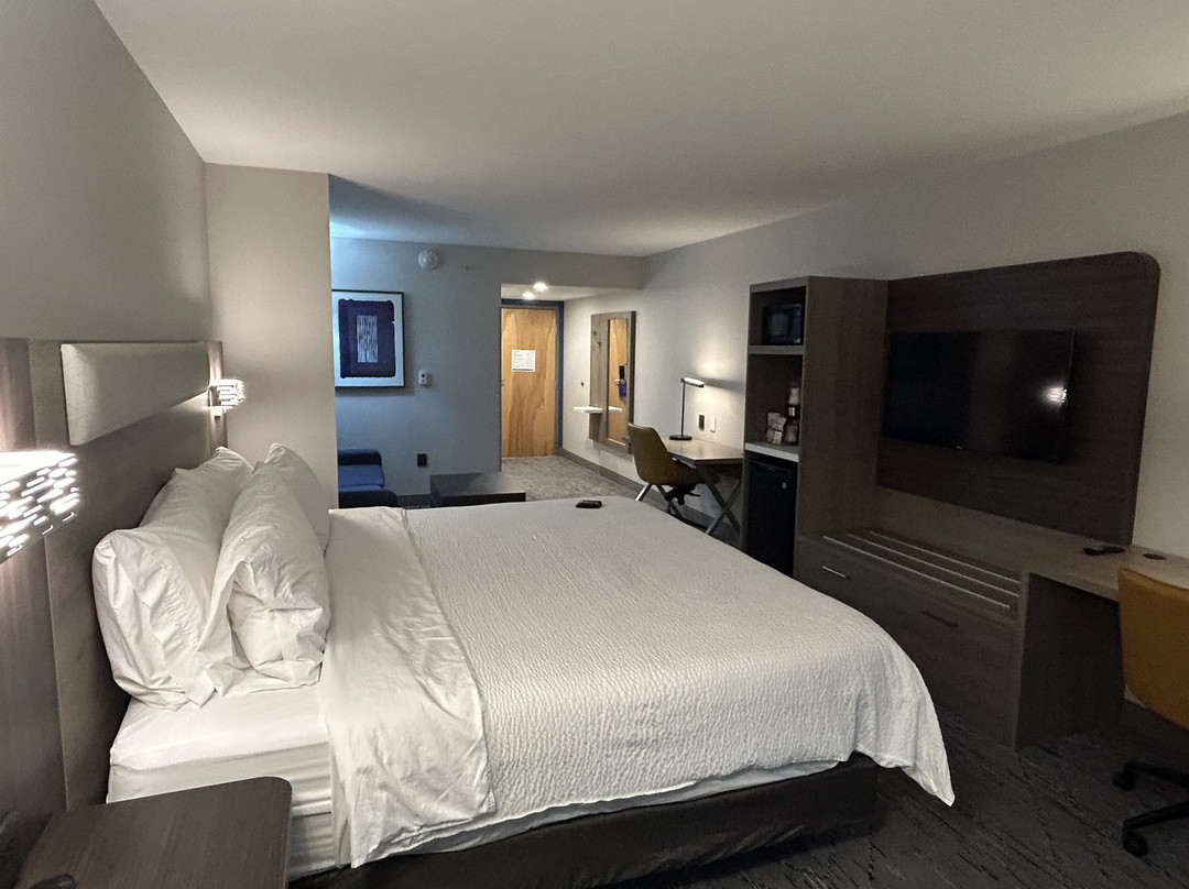 Holiday Inn Express & Suites Monterrey Aeropuerto主图