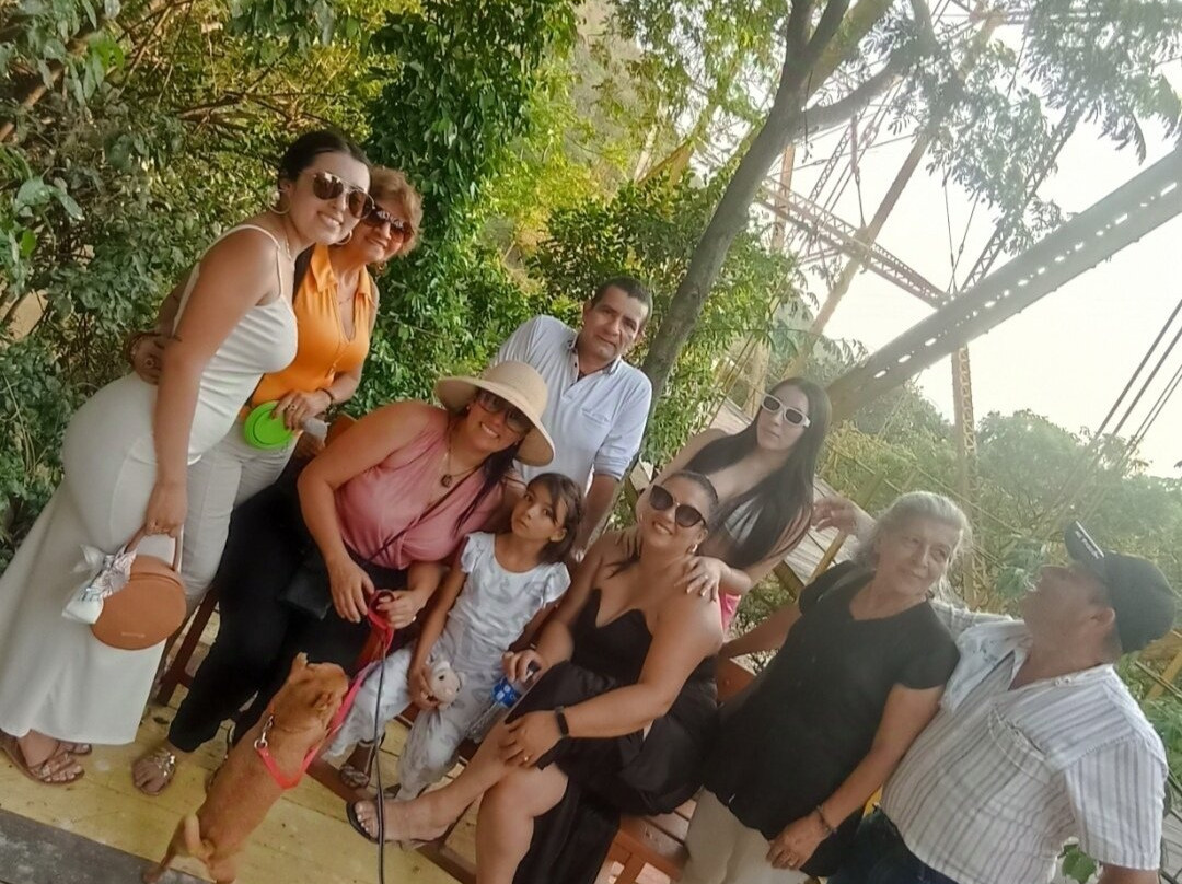 Puente Navarro-Honda必去景点