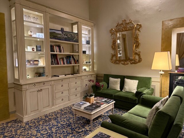 奎恰尔迪尼宫殿酒店主图