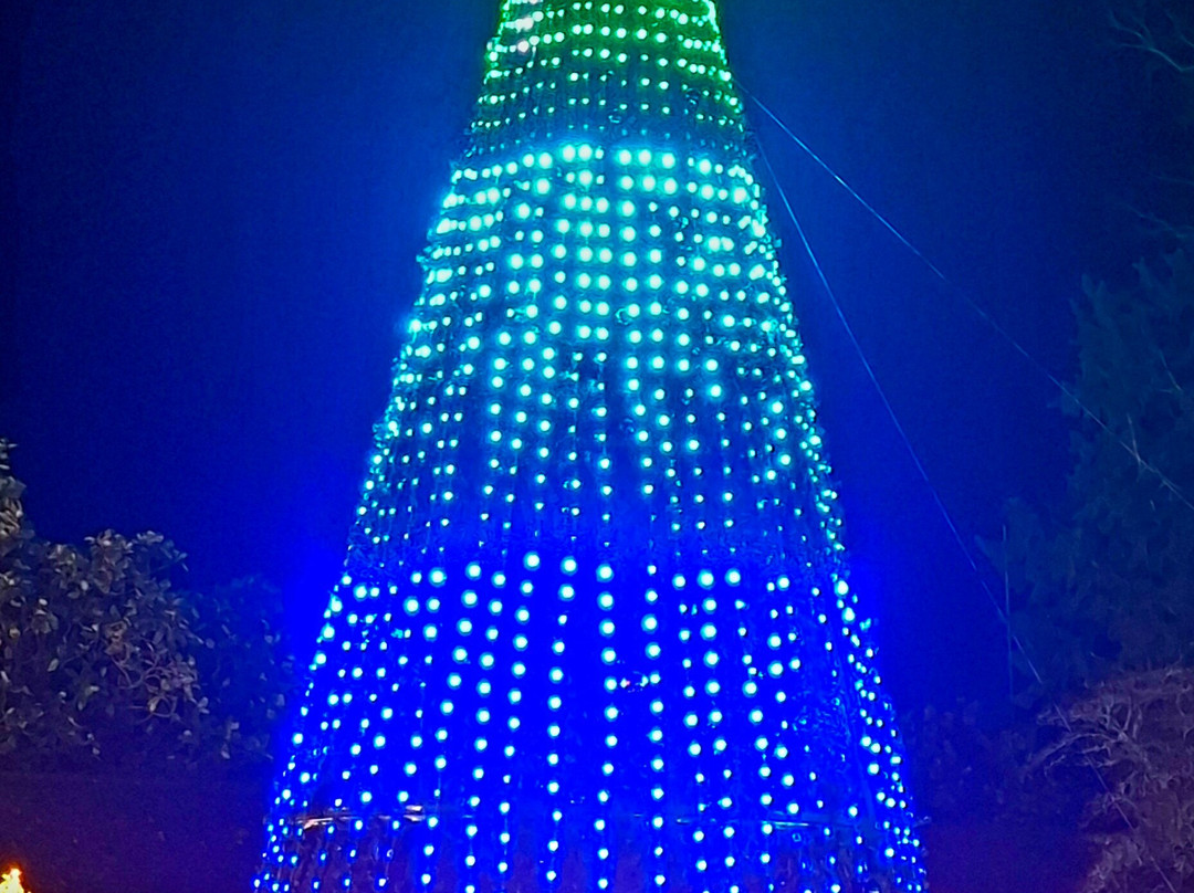 Light Up Trails-罗姆西必去景点