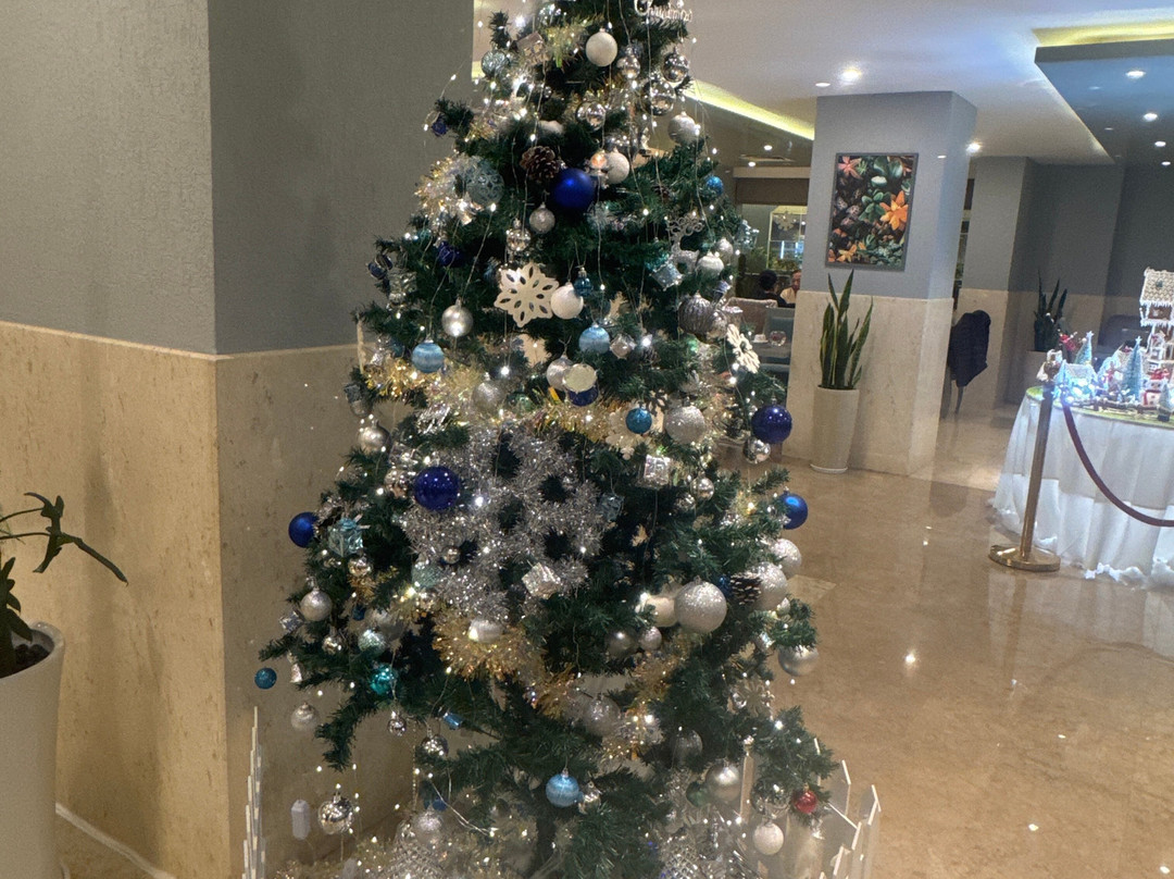 Hotel Crowne Imperial主图