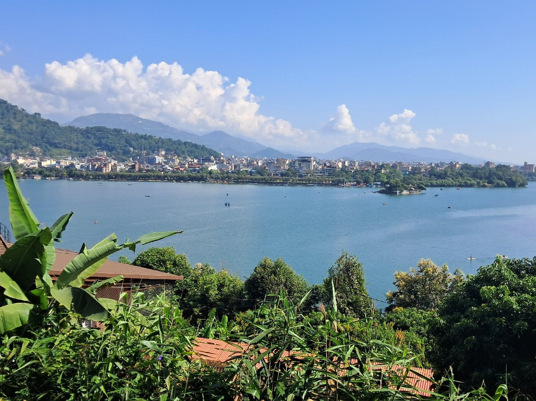 和平塔-博卡拉必去景点