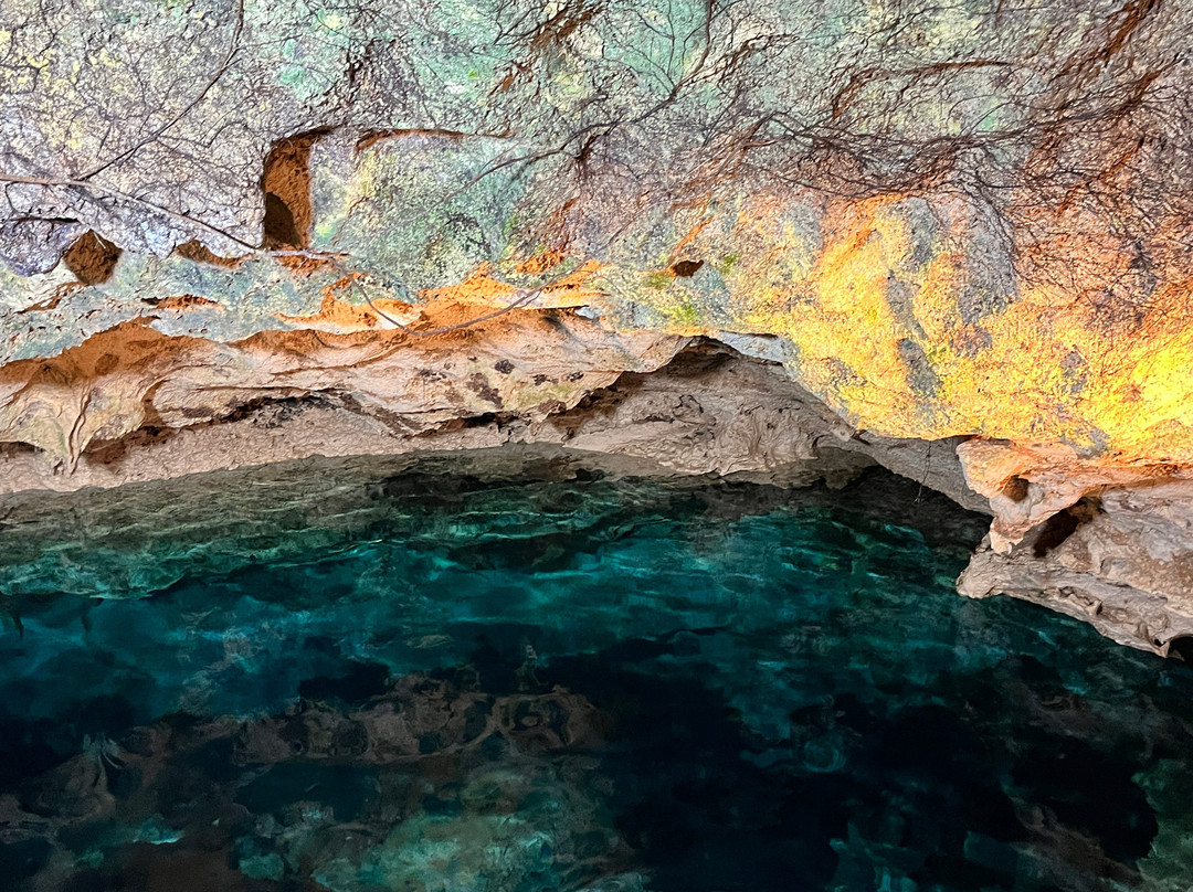 Paje Cave-帕杰必去景点