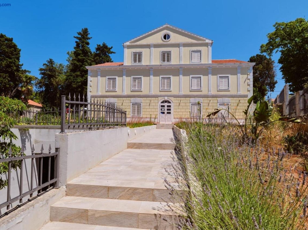 Captain' S Villa Boutique Hotel