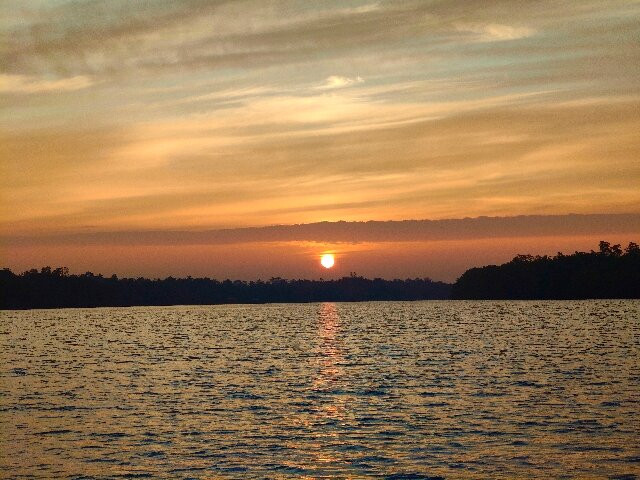 Lucky Boat Safari-班托塔必去景点