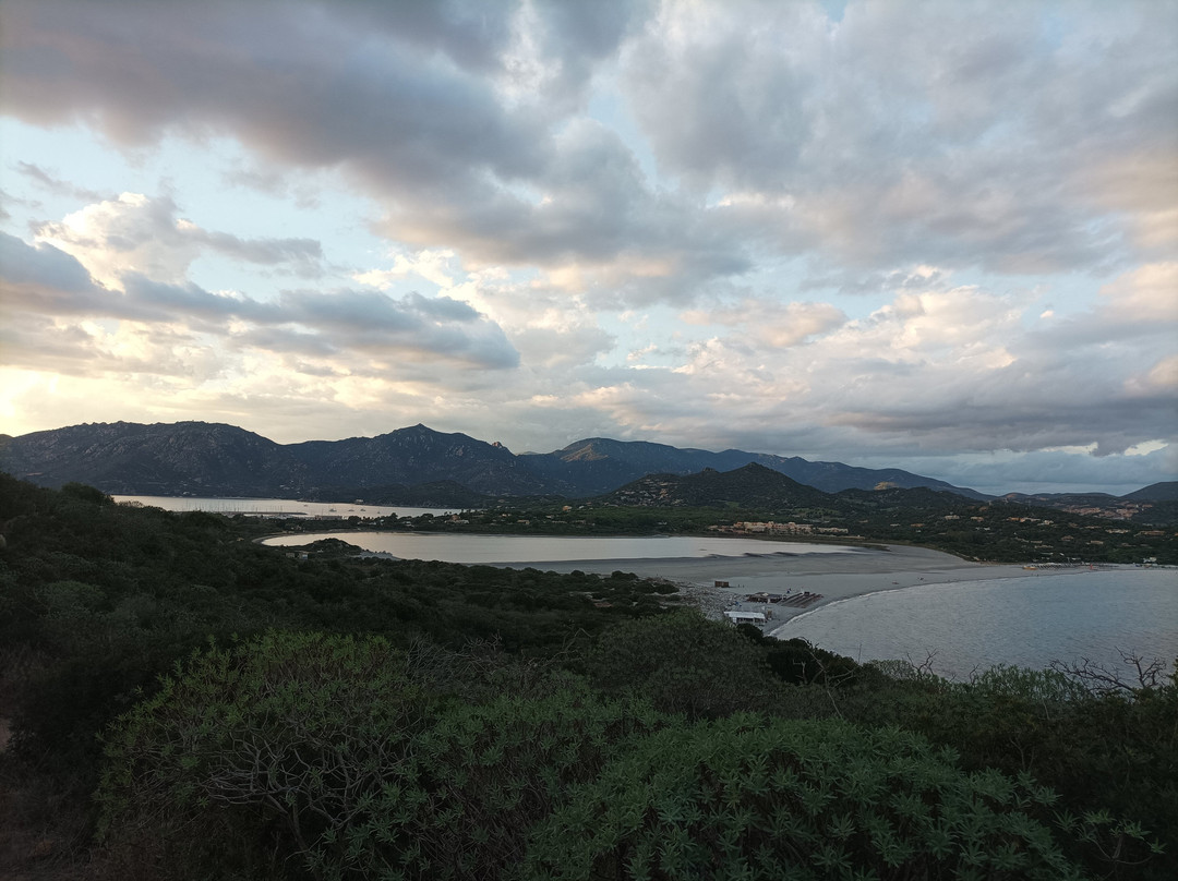 Cava Usai-维拉西谬斯必去景点