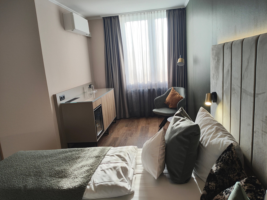 阿尔特米尔塔尔公园酒店主图