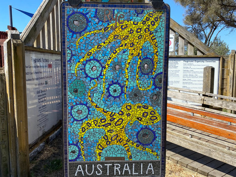 Ryes Up Community Playground-拉伊必去景点