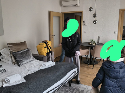 布达佩斯七季公寓酒店主图