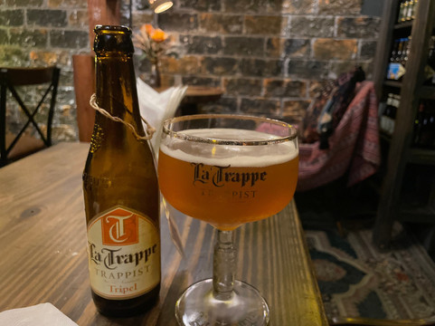 Lagom Café - Belgian Beer & Coffee Lounge