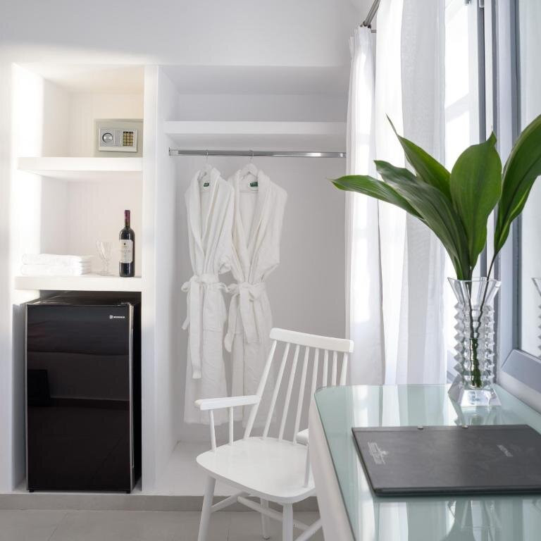 麦森德斯莱斯豪华套房酒店主图