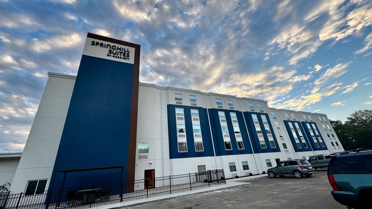 SpringHill Suites酒店匹兹堡机场-浴室