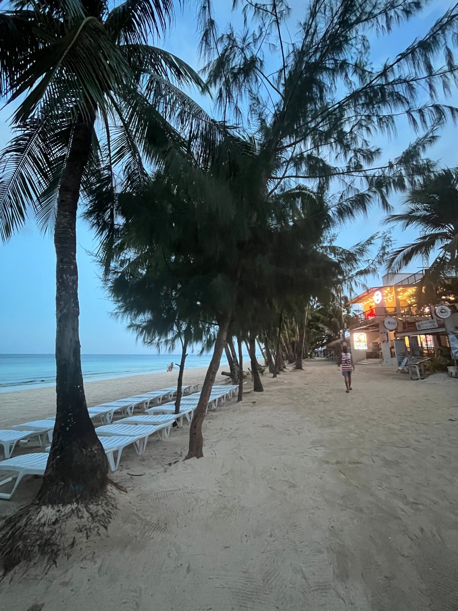 柯伦特阿斯托里亚酒店-泳池