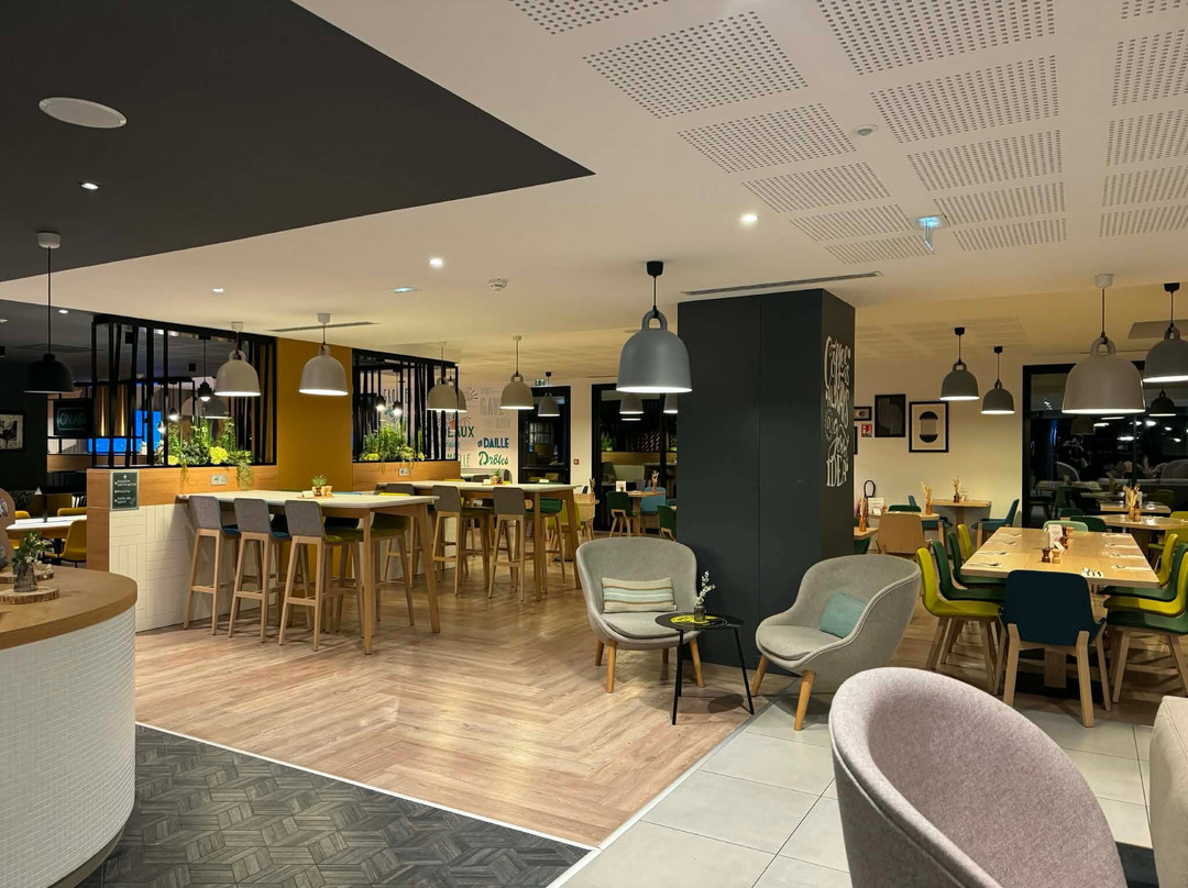 波尔多-梅里尼亚克机场洲际假日酒店主图