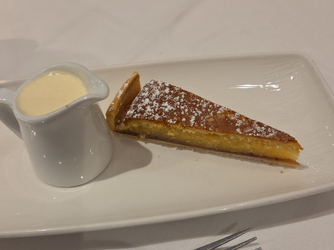 喜来登酒店主图