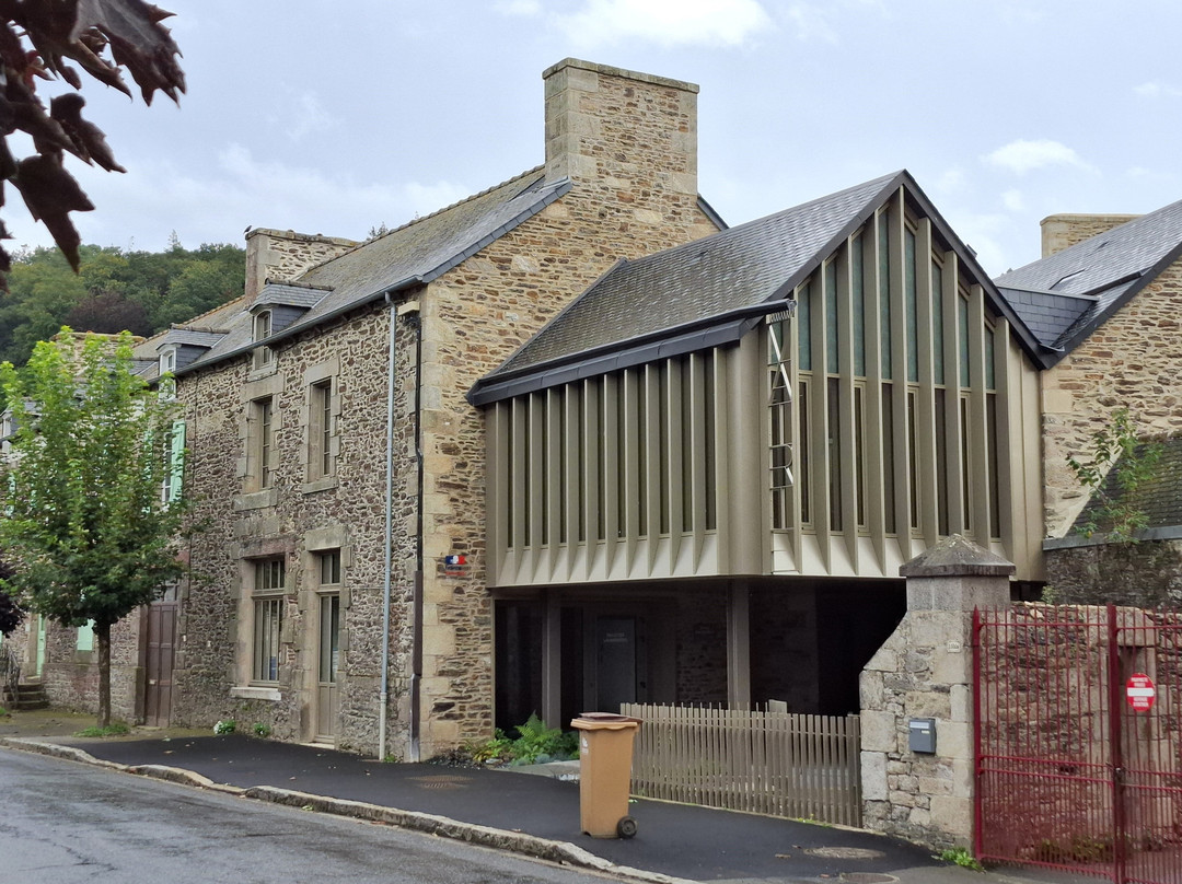 Mairie de Jugon-les-Lacs-Jugon-les-Lacs必去景点