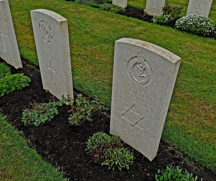 Ranville War Cemetery-Ranville必去景点