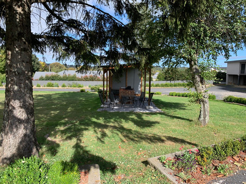 蒂塔尼亚汽车旅馆主图