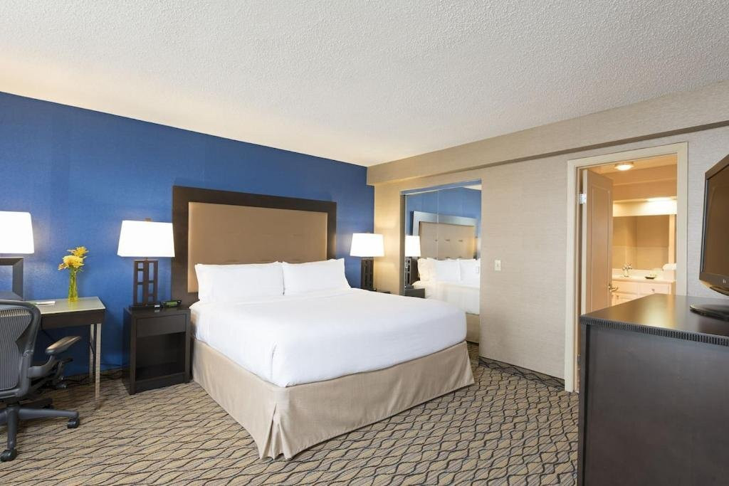 Grand Royal Hotel O'hare Chicago