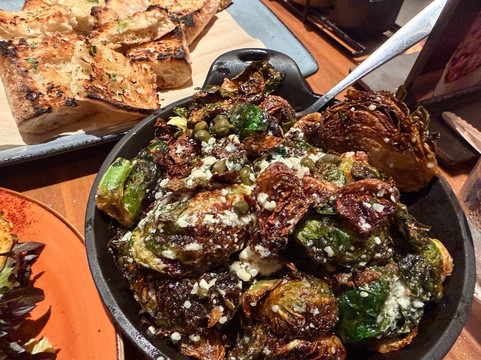 Lazy Dog Restaurant & Bar