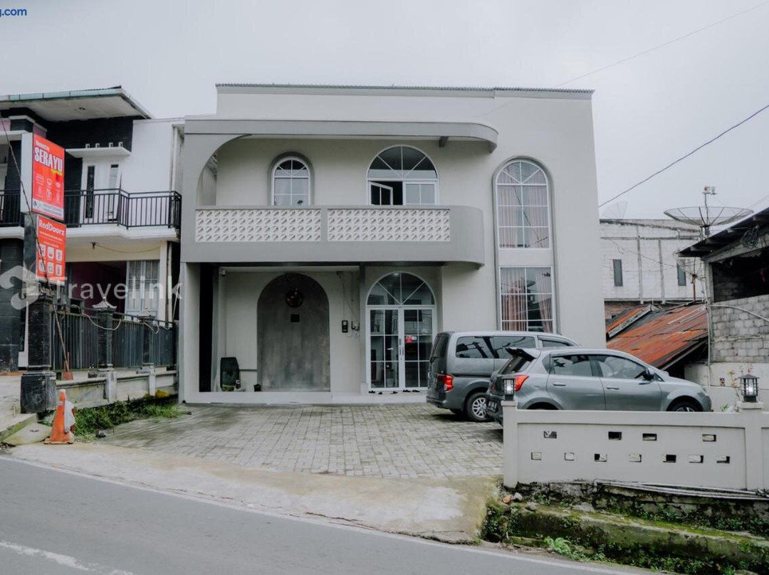 Dieng Top Syariah By Travelink