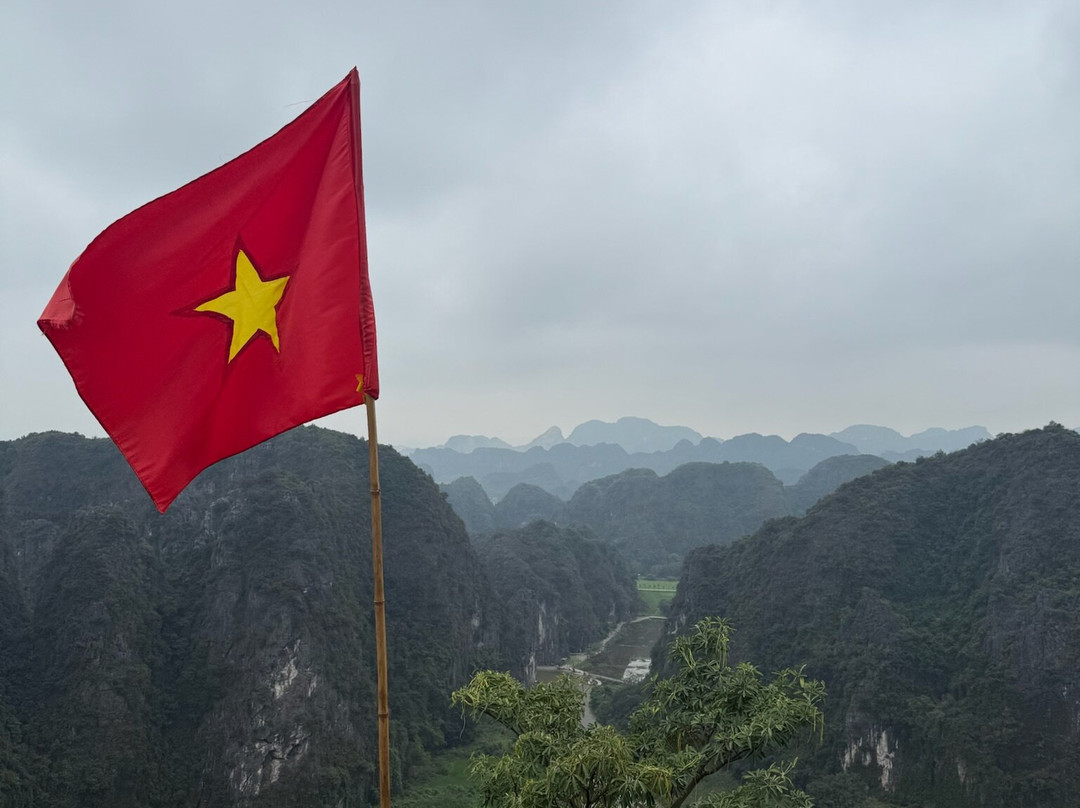 Go Asia Travel-Long Bien必去景点