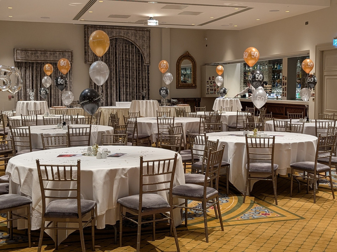 劳勒斯酒店主图