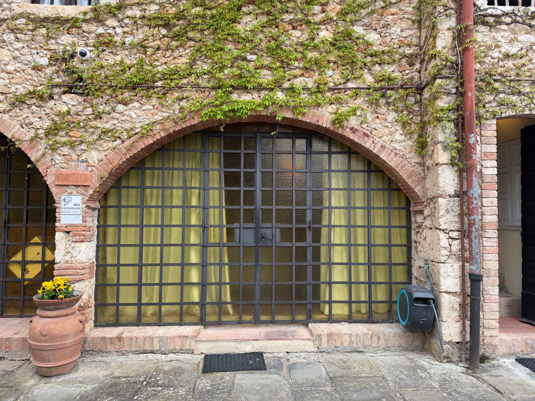 博尔戈圣路易吉酒店-客卧