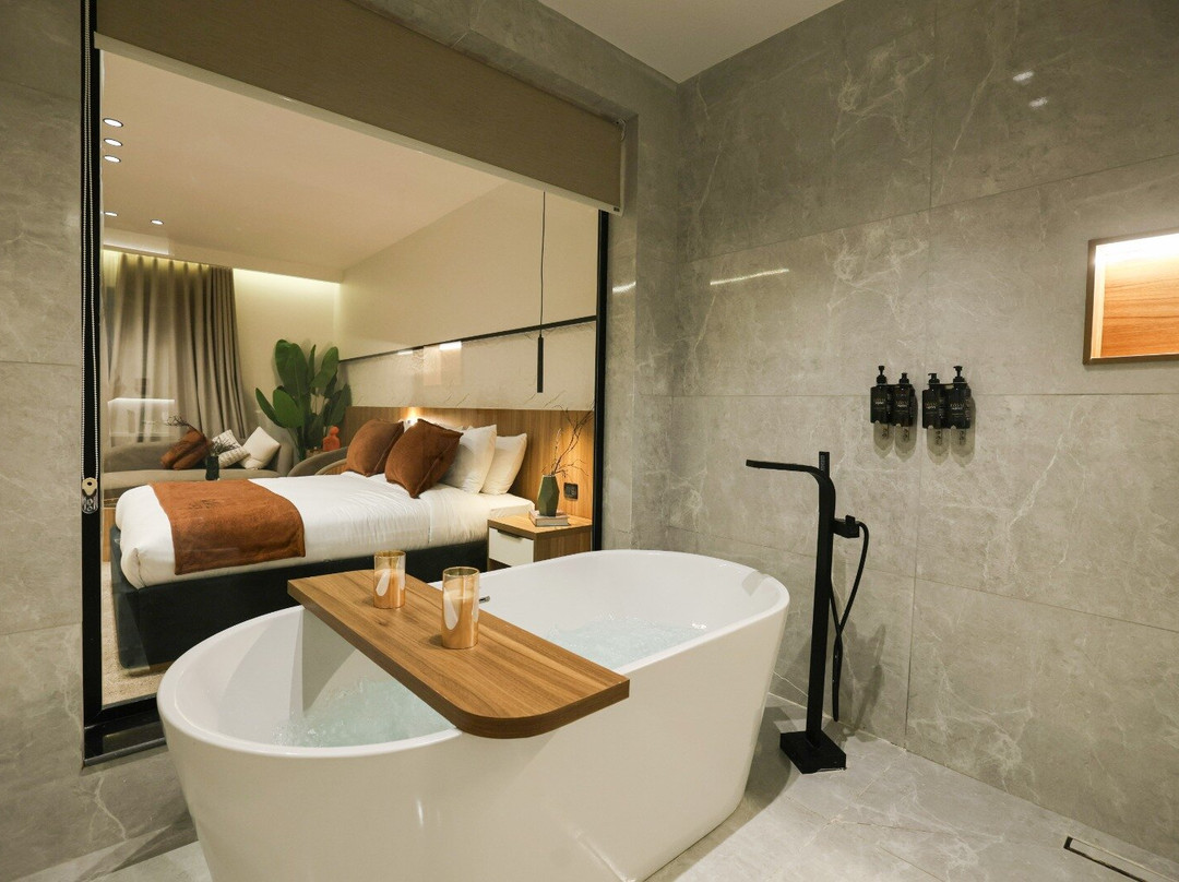 Royal Regency Hotel